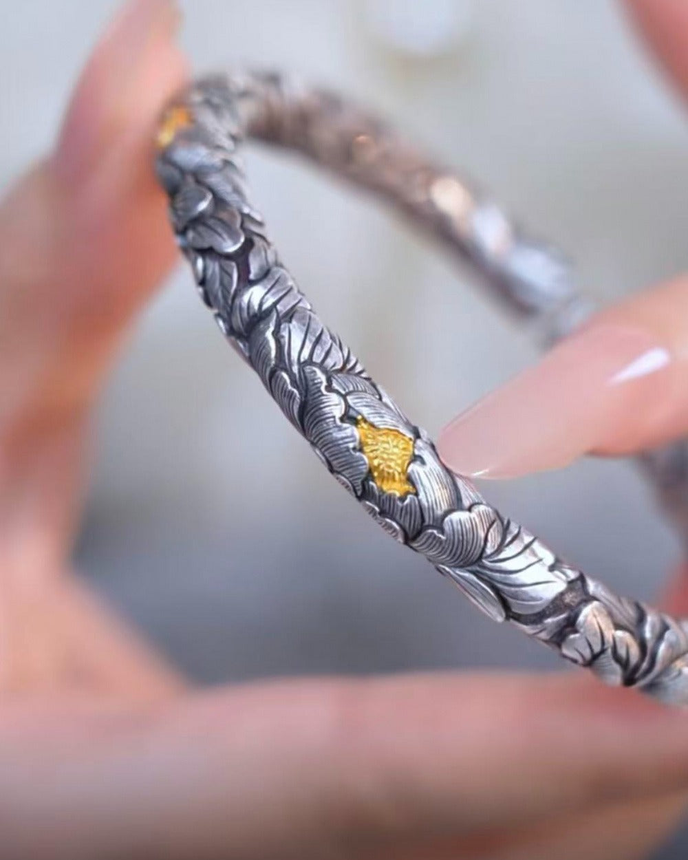 999 Fine Silver Gold-stamen Peony Open Bangle
